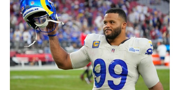 Aaron Donald tillkännager direkt pensionering med Los Angeles Rams Aaron Donald tillkännager direkt pensionering med Los Angeles Rams